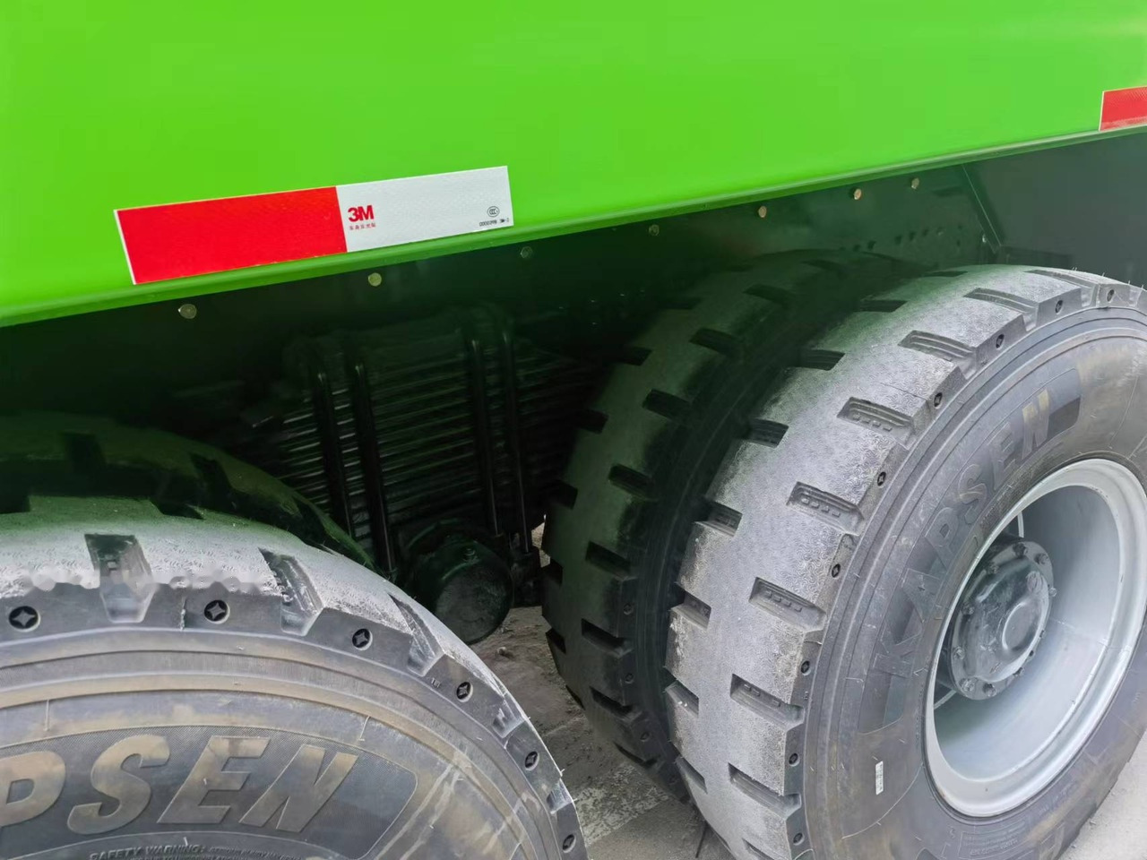 Shacman F3000 8*4 Dump truck - מזהיר: תמונה 2 Shacman F3000 8*4 Dump truck - מזהיר: תמונה 2