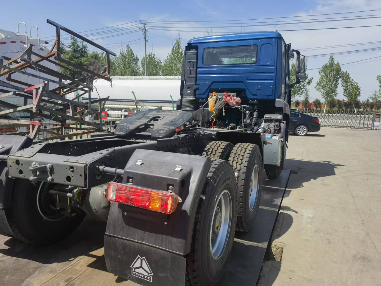 יחידת טרקטור Sinotruk HOHAN 6*4 tractor: תמונה 6