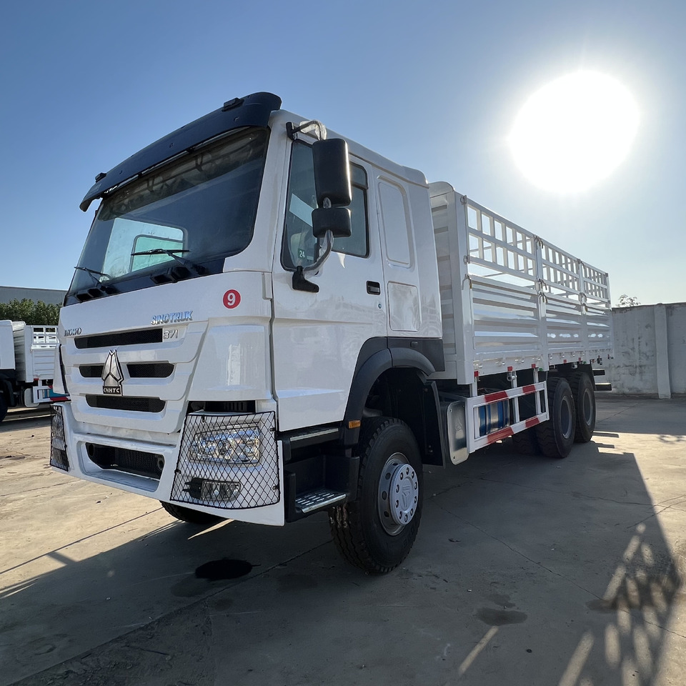 Sinotruk HOWO 371 6*4 Fence truck - משאית צד נופל/ שטוחה: תמונה 1 Sinotruk HOWO 371 6*4 Fence truck - משאית צד נופל/ שטוחה: תמונה 1