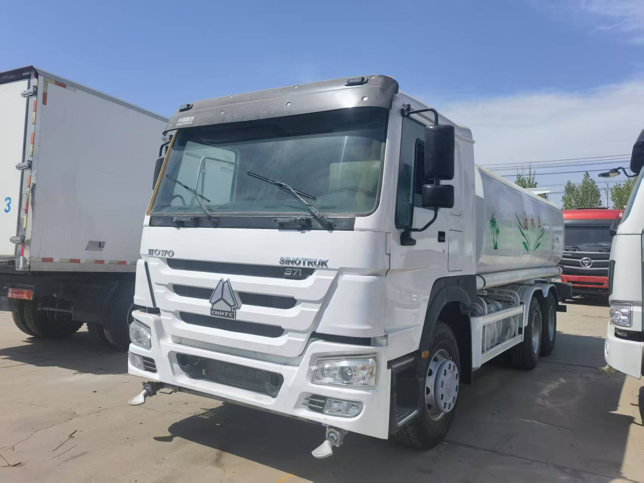 Sinotruk HOWO 371 6*4 Sprinkler truck - כלי רכב עירוני/ מיוחד: תמונה 2 Sinotruk HOWO 371 6*4 Sprinkler truck - כלי רכב עירוני/ מיוחד: תמונה 2