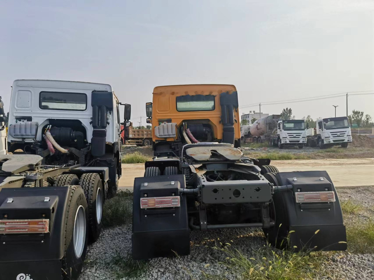 Sinotruk HOWO 371 Tractor - יחידת טרקטור: תמונה 5 Sinotruk HOWO 371 Tractor - יחידת טרקטור: תמונה 5