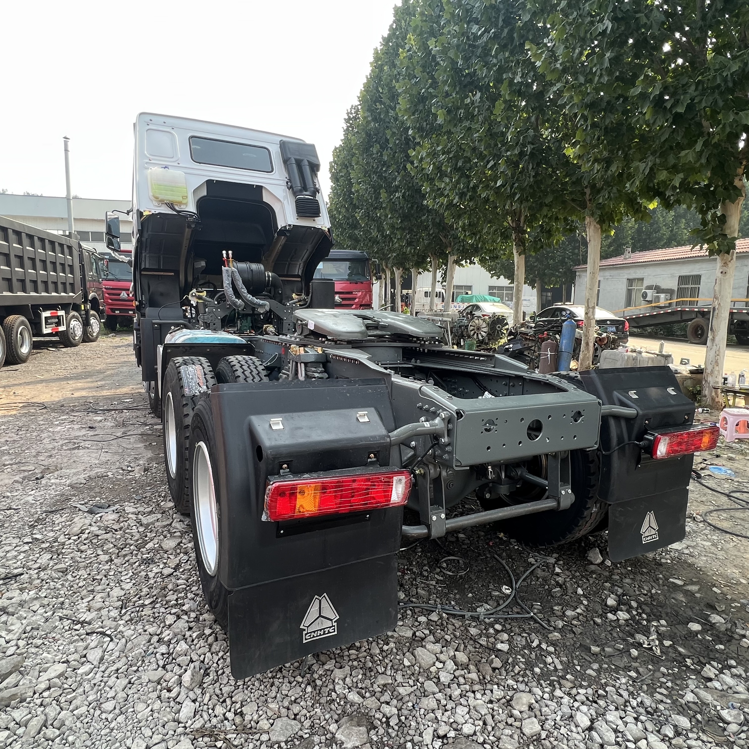 יחידת טרקטור Sinotruk HOWO 371 Tractor: תמונה 8 יחידת טרקטור Sinotruk HOWO 371 Tractor: תמונה 8