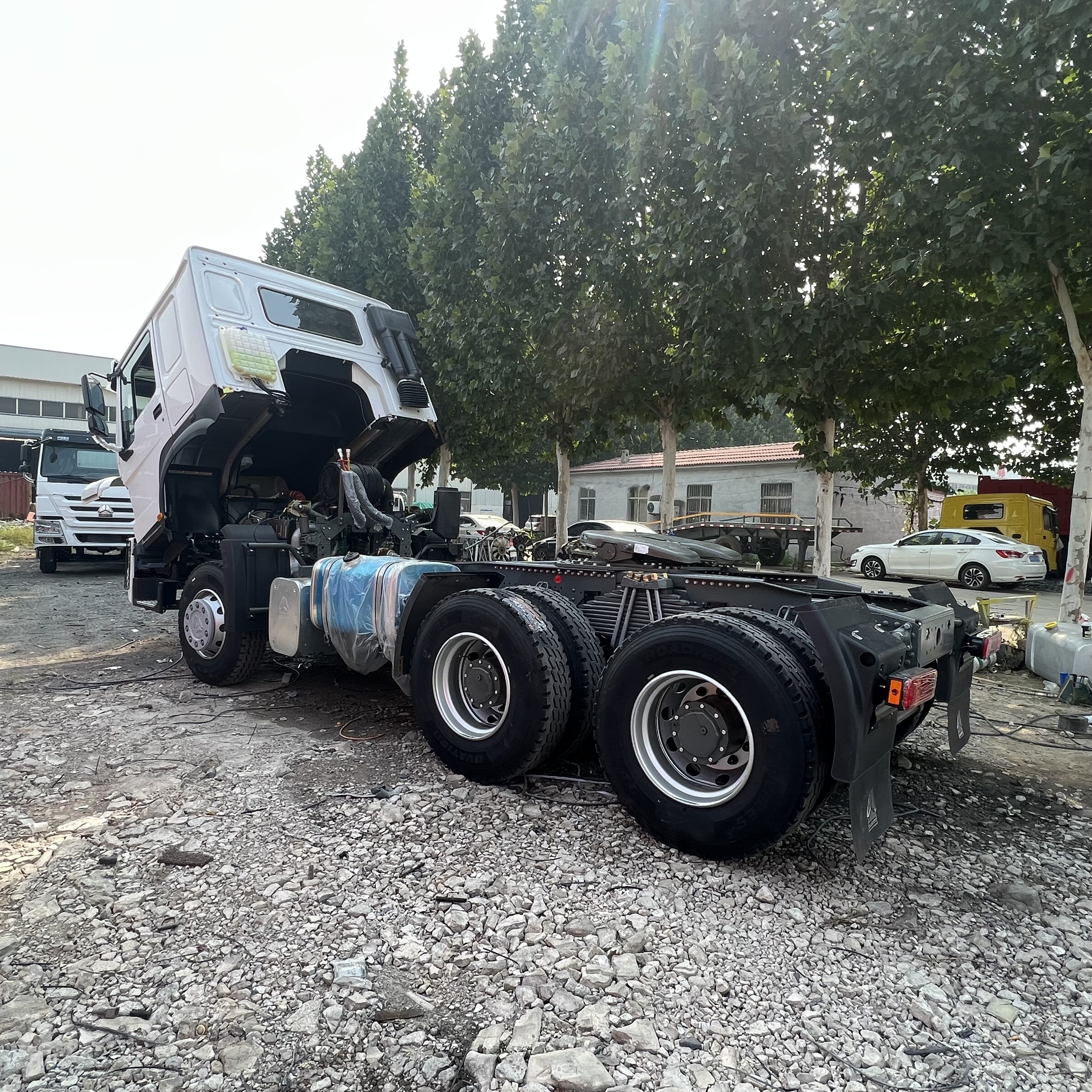 יחידת טרקטור Sinotruk HOWO 371 Tractor: תמונה 9 יחידת טרקטור Sinotruk HOWO 371 Tractor: תמונה 9