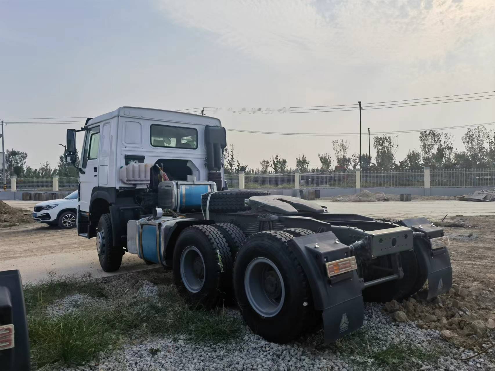 Sinotruk HOWO 371 Tractor - יחידת טרקטור: תמונה 5 Sinotruk HOWO 371 Tractor - יחידת טרקטור: תמונה 5
