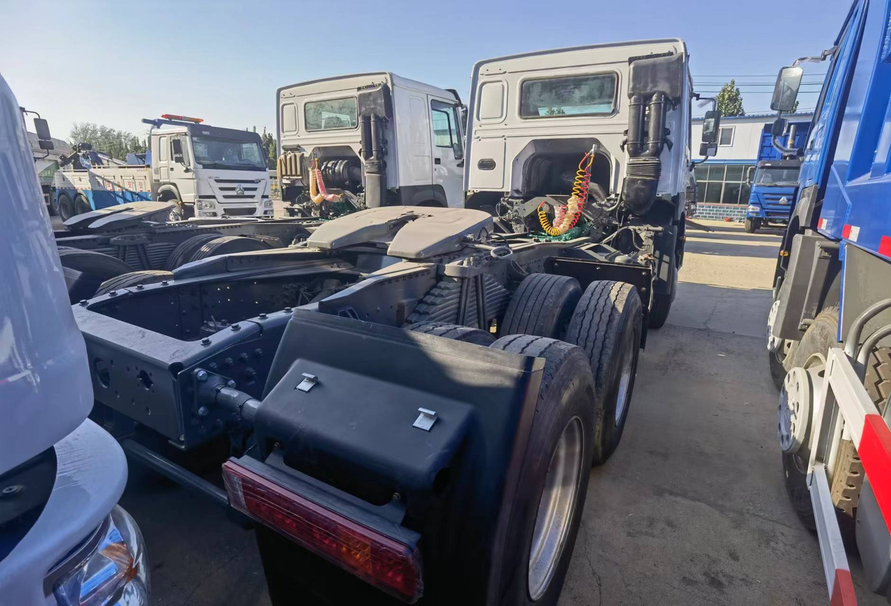 Sinotruk HOWO 371 Tractor - יחידת טרקטור: תמונה 2 Sinotruk HOWO 371 Tractor - יחידת טרקטור: תמונה 2
