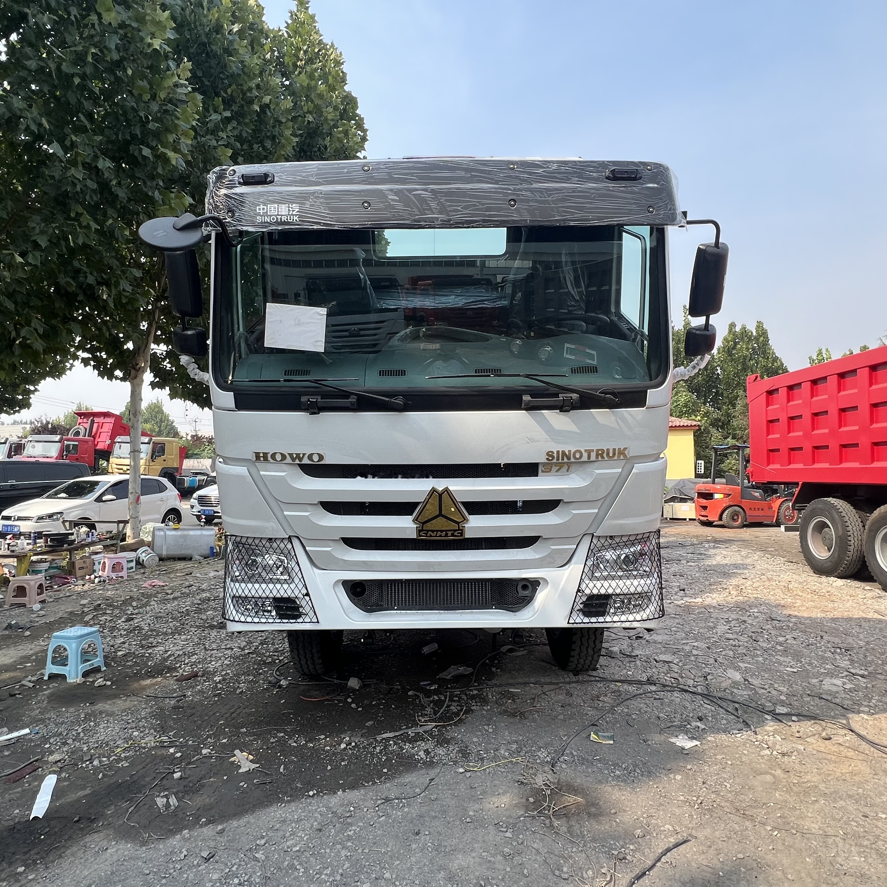 Sinotruk HOWO 371 Tractor - יחידת טרקטור: תמונה 5 Sinotruk HOWO 371 Tractor - יחידת טרקטור: תמונה 5