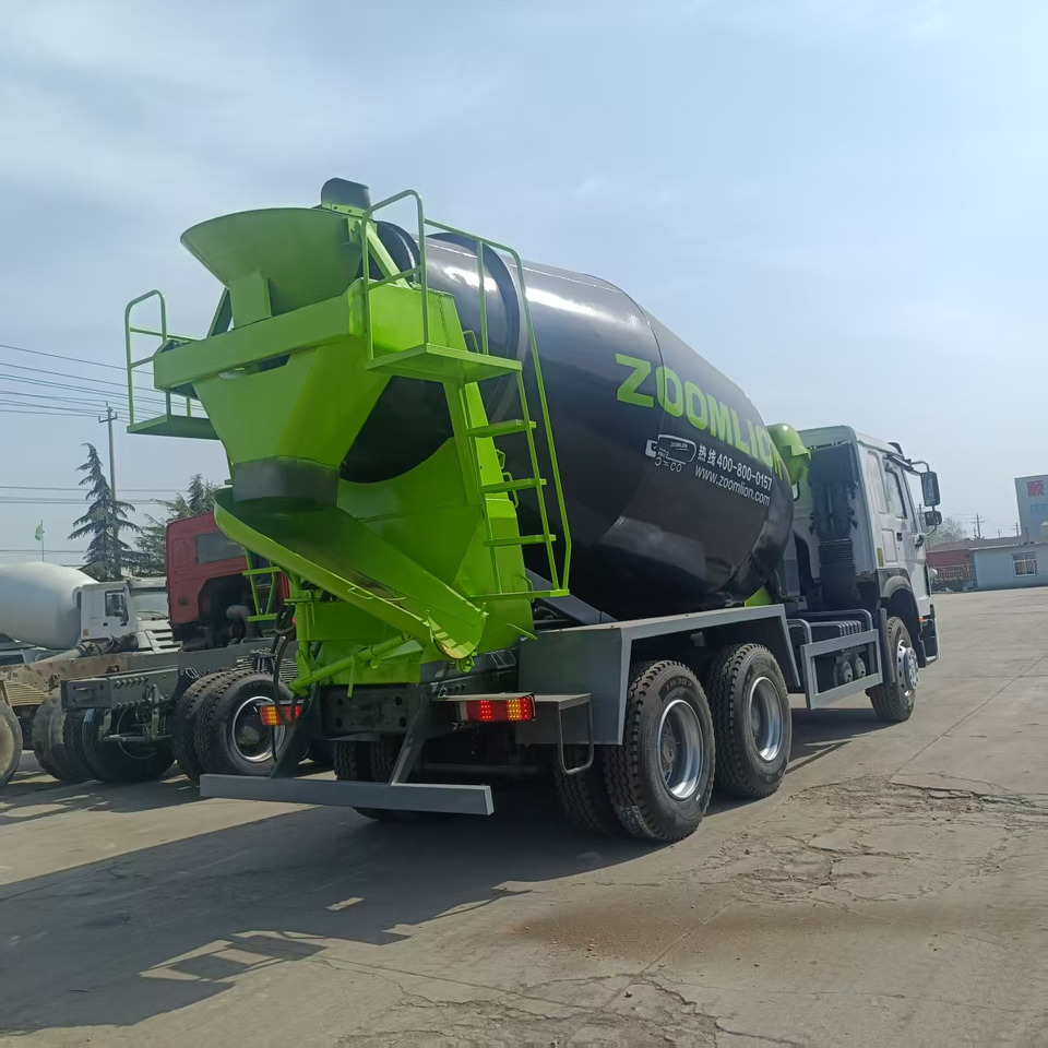 Sinotruk HOWO 6*4 Concrete mixer truck - משאית מערבלת בטון: תמונה 5 Sinotruk HOWO 6*4 Concrete mixer truck - משאית מערבלת בטון: תמונה 5