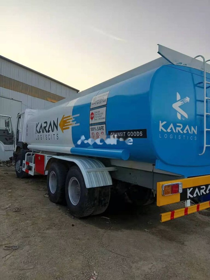 Sinotruk HOWO 6*4 Fuel Tank Truck - משאית מכל: תמונה 2 Sinotruk HOWO 6*4 Fuel Tank Truck - משאית מכל: תמונה 2