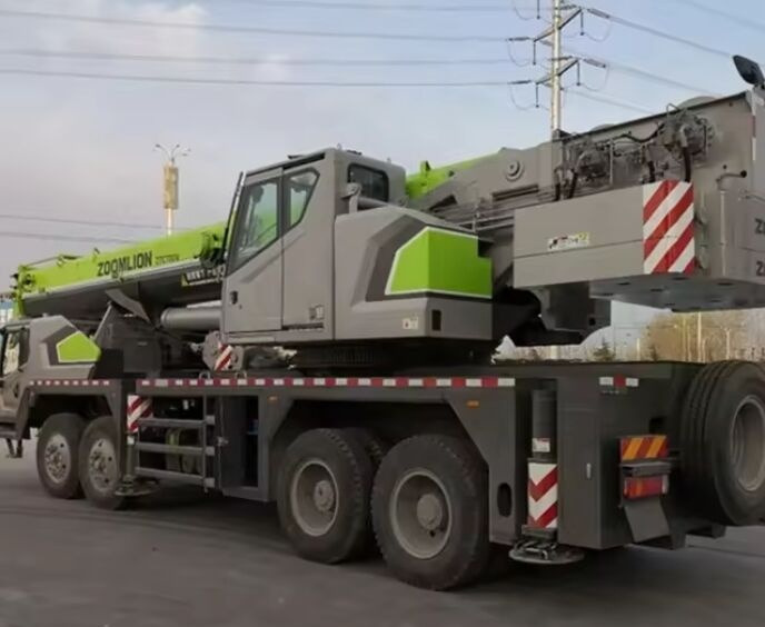 Zoomlion ZTC 700V - עגורן נייד: תמונה 2 Zoomlion ZTC 700V - עגורן נייד: תמונה 2