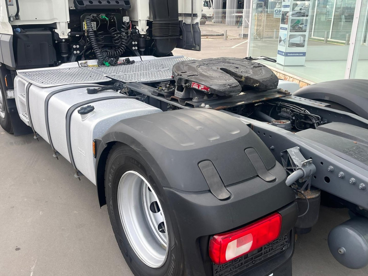 Cabeza Tractora DAF 480 AUTOMATICA CON INTARDER - יחידת טרקטור: תמונה 5 Cabeza Tractora DAF 480 AUTOMATICA CON INTARDER - יחידת טרקטור: תמונה 5