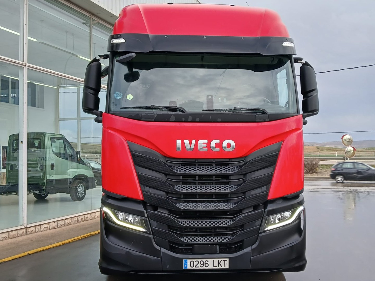 Cabeza Tractora IVECO 460 AUTOMATICO CON INTARDER - יחידת טרקטור: תמונה 2 Cabeza Tractora IVECO 460 AUTOMATICO CON INTARDER - יחידת טרקטור: תמונה 2