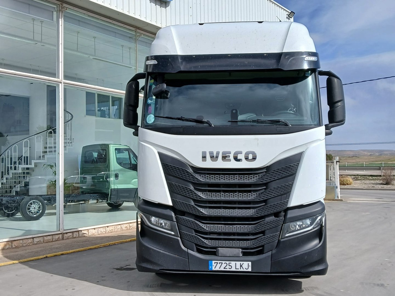 Cabeza Tractora IVECO 460 AUTOMATICO INTARDER ADR - יחידת טרקטור: תמונה 2 Cabeza Tractora IVECO 460 AUTOMATICO INTARDER ADR - יחידת טרקטור: תמונה 2