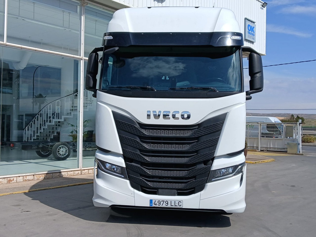 Cabeza Tractora IVECO 480 AUTOMATICO CON INTARDER - יחידת טרקטור: תמונה 2 Cabeza Tractora IVECO 480 AUTOMATICO CON INTARDER - יחידת טרקטור: תמונה 2