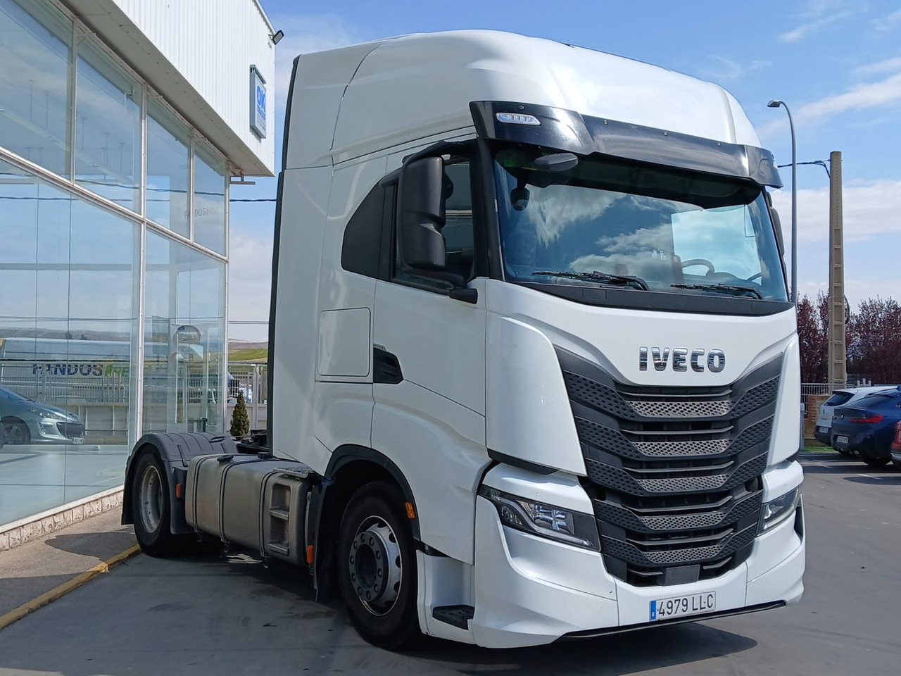 Cabeza Tractora IVECO 480 AUTOMATICO CON INTARDER - יחידת טרקטור: תמונה 3 Cabeza Tractora IVECO 480 AUTOMATICO CON INTARDER - יחידת טרקטור: תמונה 3