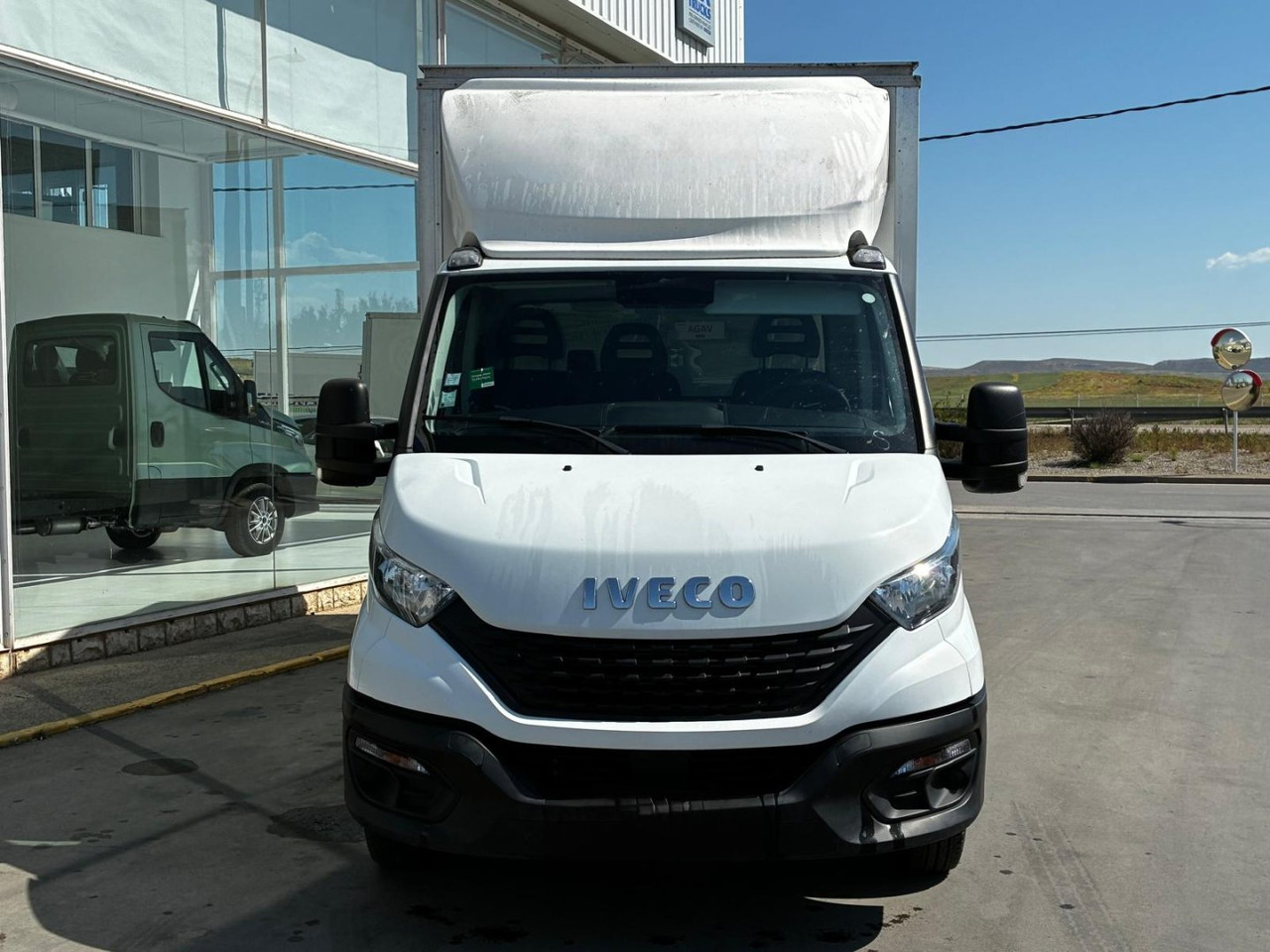 Caja cerrada IVECO 35C16 20m3 - כלי רכב מסחרי עם תיבה: תמונה 2 Caja cerrada IVECO 35C16 20m3 - כלי רכב מסחרי עם תיבה: תמונה 2