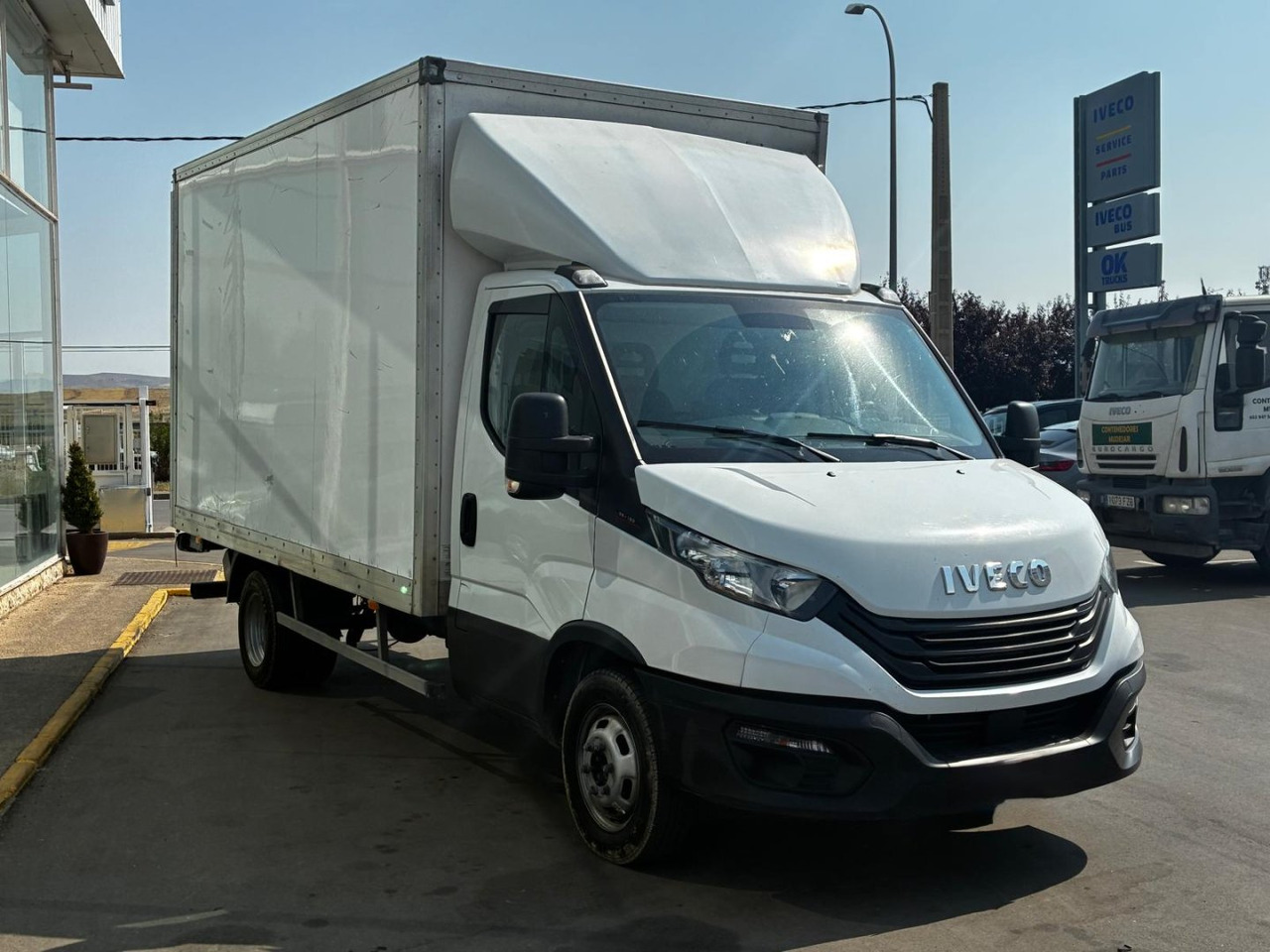 Caja cerrada IVECO 35C16 3.0 20m3 - כלי רכב מסחרי עם תיבה: תמונה 3 Caja cerrada IVECO 35C16 3.0 20m3 - כלי רכב מסחרי עם תיבה: תמונה 3