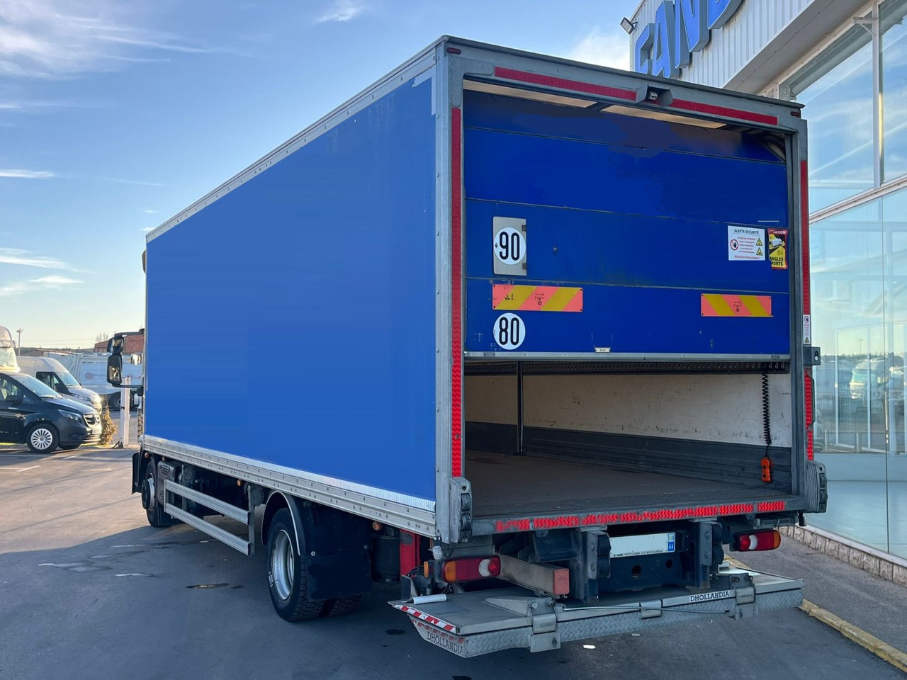 Caja cerrada IVECO Eurocargo ML 120 E19 P - משאית תיבה: תמונה 4 Caja cerrada IVECO Eurocargo ML 120 E19 P - משאית תיבה: תמונה 4