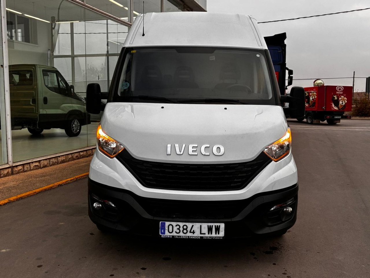 Furgón IVECO 35S14 V 16m3 - כלי רכב מסחרי עם לוח: תמונה 2 Furgón IVECO 35S14 V 16m3 - כלי רכב מסחרי עם לוח: תמונה 2