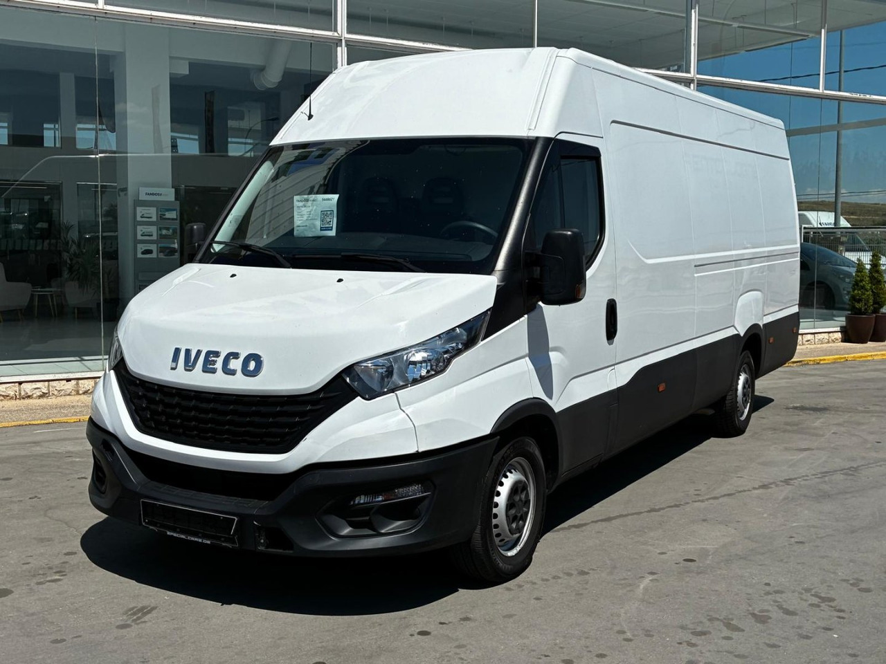 Furgón IVECO 35S14 V 16m3 - כלי רכב מסחרי עם לוח: תמונה 1 Furgón IVECO 35S14 V 16m3 - כלי רכב מסחרי עם לוח: תמונה 1