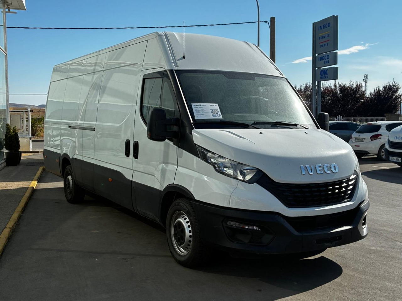 Furgón IVECO 35S14 V 16m3 - כלי רכב מסחרי עם לוח: תמונה 3 Furgón IVECO 35S14 V 16m3 - כלי רכב מסחרי עם לוח: תמונה 3