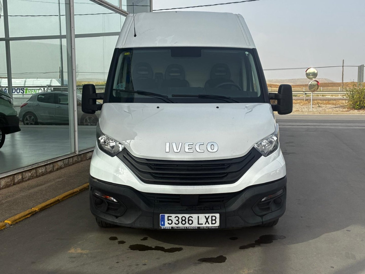 Furgón IVECO 35S16 V 12m3 - כלי רכב מסחרי עם לוח: תמונה 2 Furgón IVECO 35S16 V 12m3 - כלי רכב מסחרי עם לוח: תמונה 2