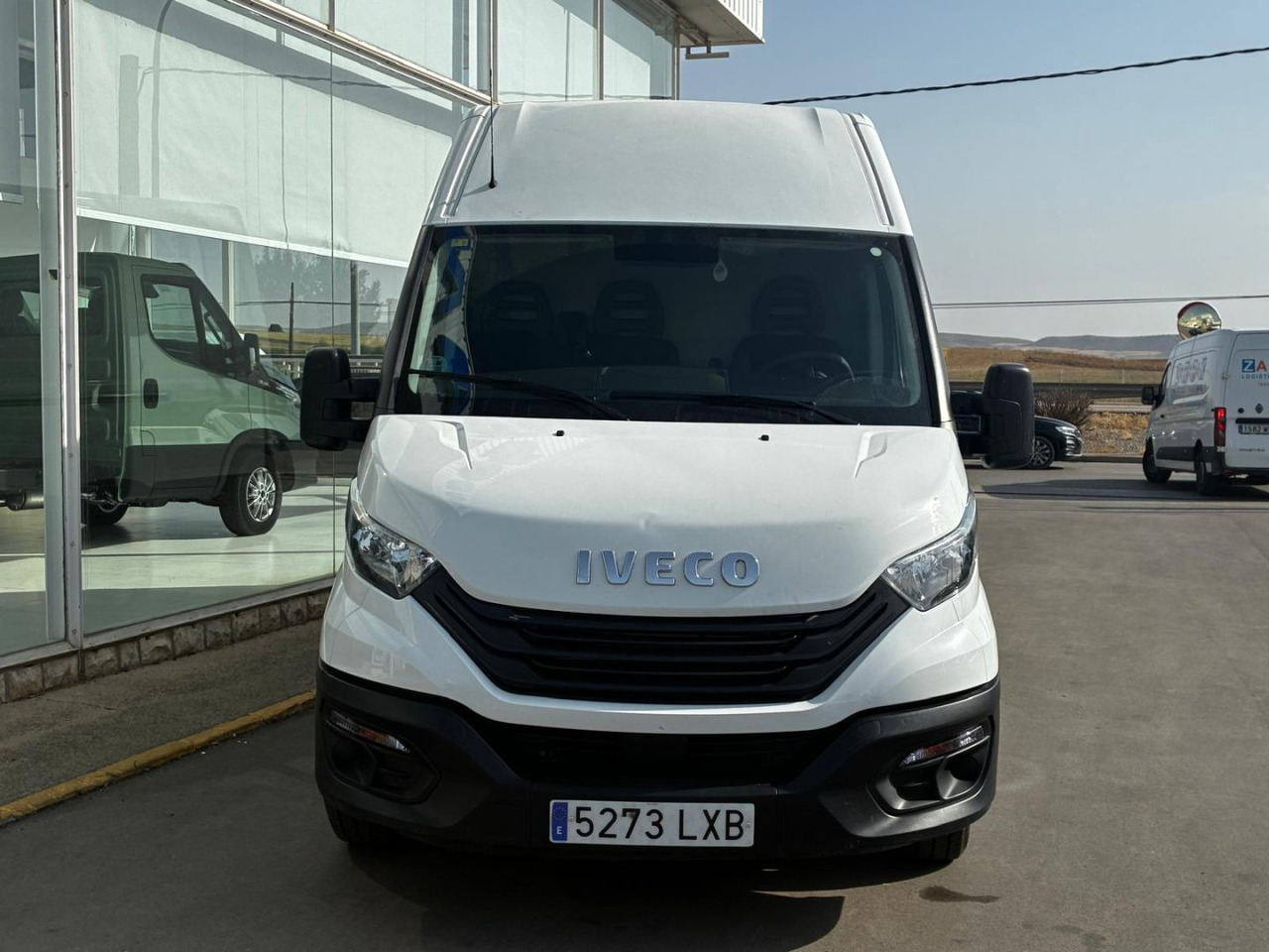 Furgón IVECO 35S16 V 12m3 - כלי רכב מסחרי עם לוח: תמונה 2 Furgón IVECO 35S16 V 12m3 - כלי רכב מסחרי עם לוח: תמונה 2