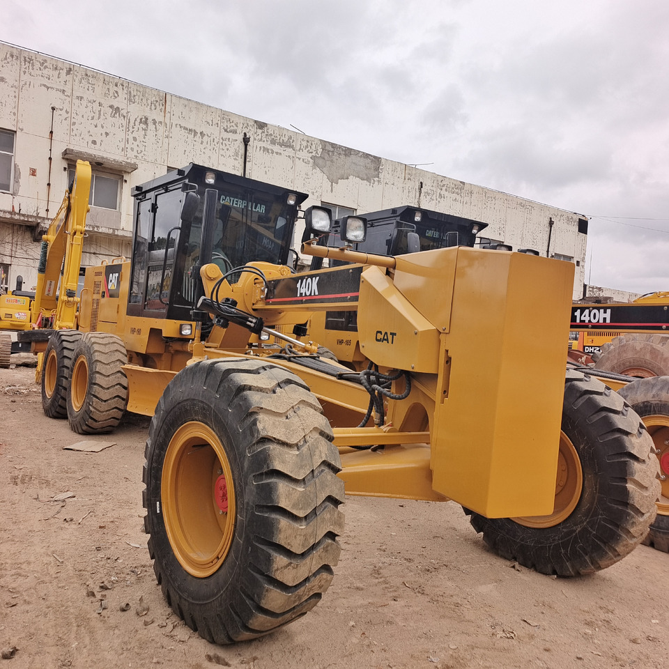 CAT 140K - מפלסת: תמונה 1 CAT 140K - מפלסת: תמונה 1