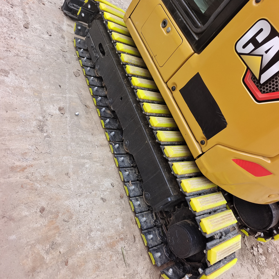 CAT 302CR WITH RUBBER TRACK PAD - מיני מחפר: תמונה 4 CAT 302CR WITH RUBBER TRACK PAD - מיני מחפר: תמונה 4