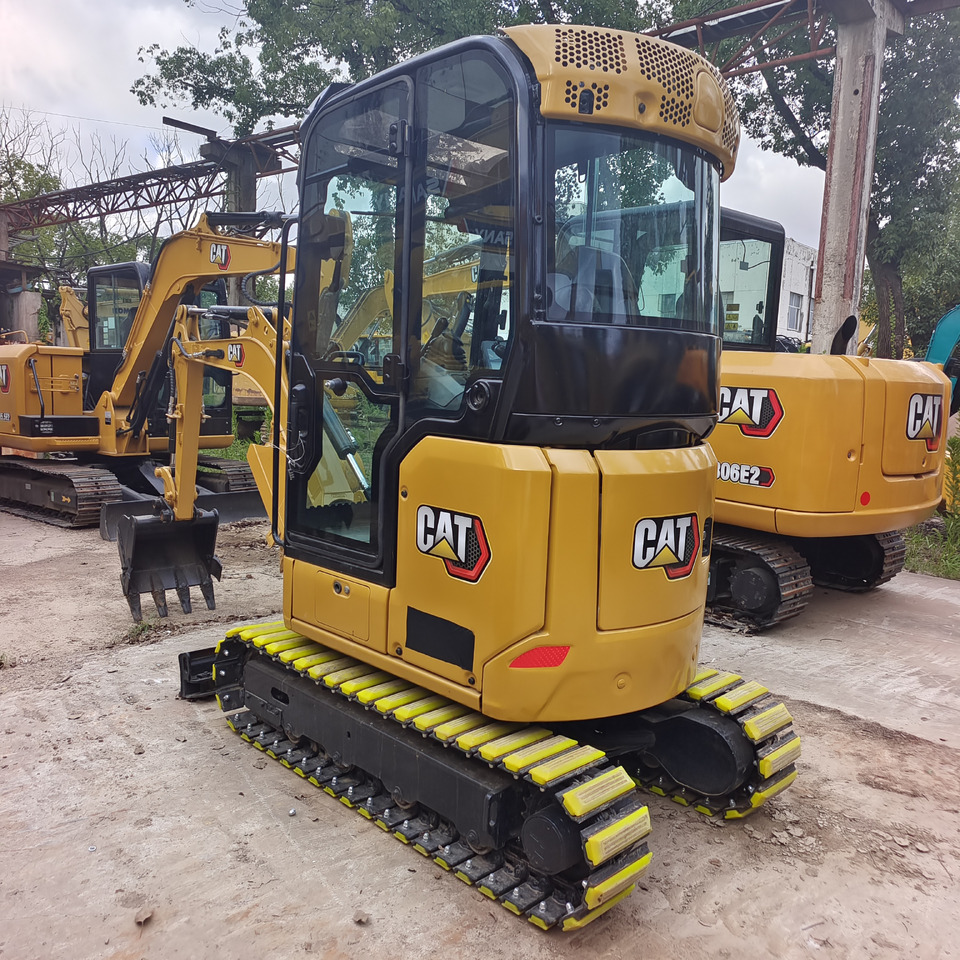 CAT 302CR WITH RUBBER TRACK PAD - מיני מחפר: תמונה 1 CAT 302CR WITH RUBBER TRACK PAD - מיני מחפר: תמונה 1