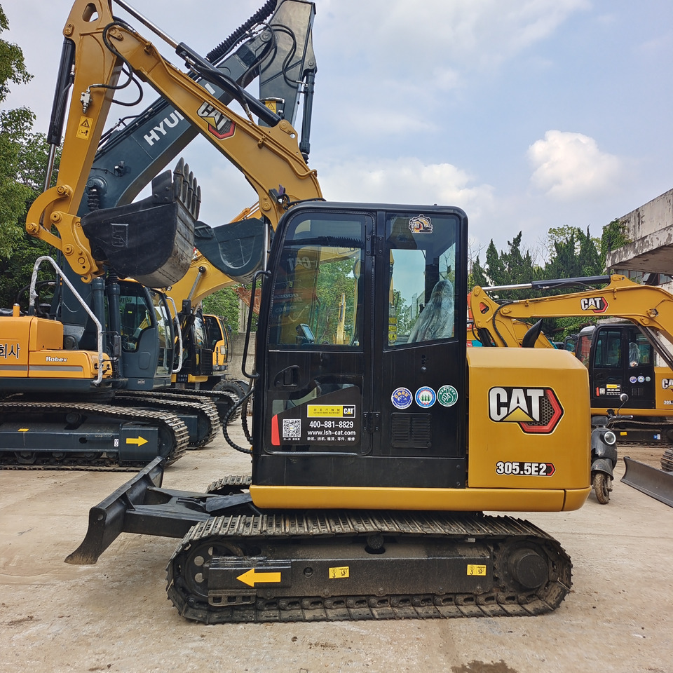 CAT 305.5E2 - מיני מחפר: תמונה 1 CAT 305.5E2 - מיני מחפר: תמונה 1