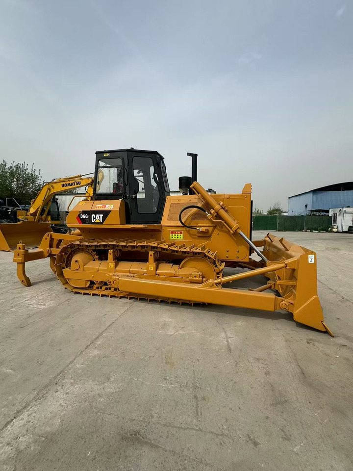 CAT D6G D 6 G D7G D5G - דחפור: תמונה 4 CAT D6G D 6 G D7G D5G - דחפור: תמונה 4