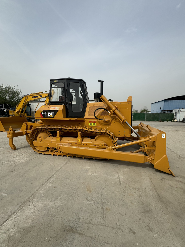 CAT D6G D7G D8T - דחפור: תמונה 4 CAT D6G D7G D8T - דחפור: תמונה 4