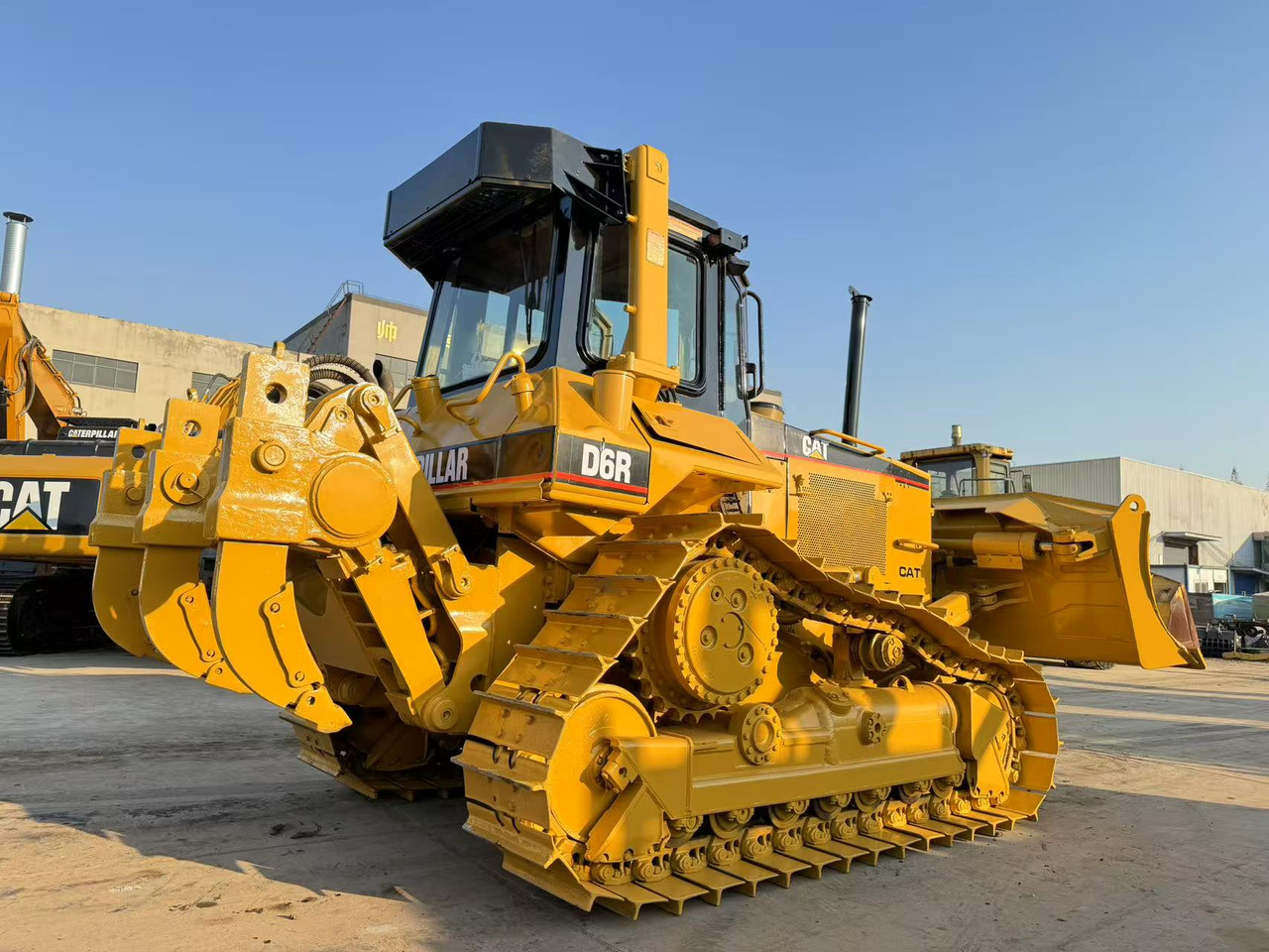 CAT D6R - דחפור: תמונה 5 CAT D6R - דחפור: תמונה 5