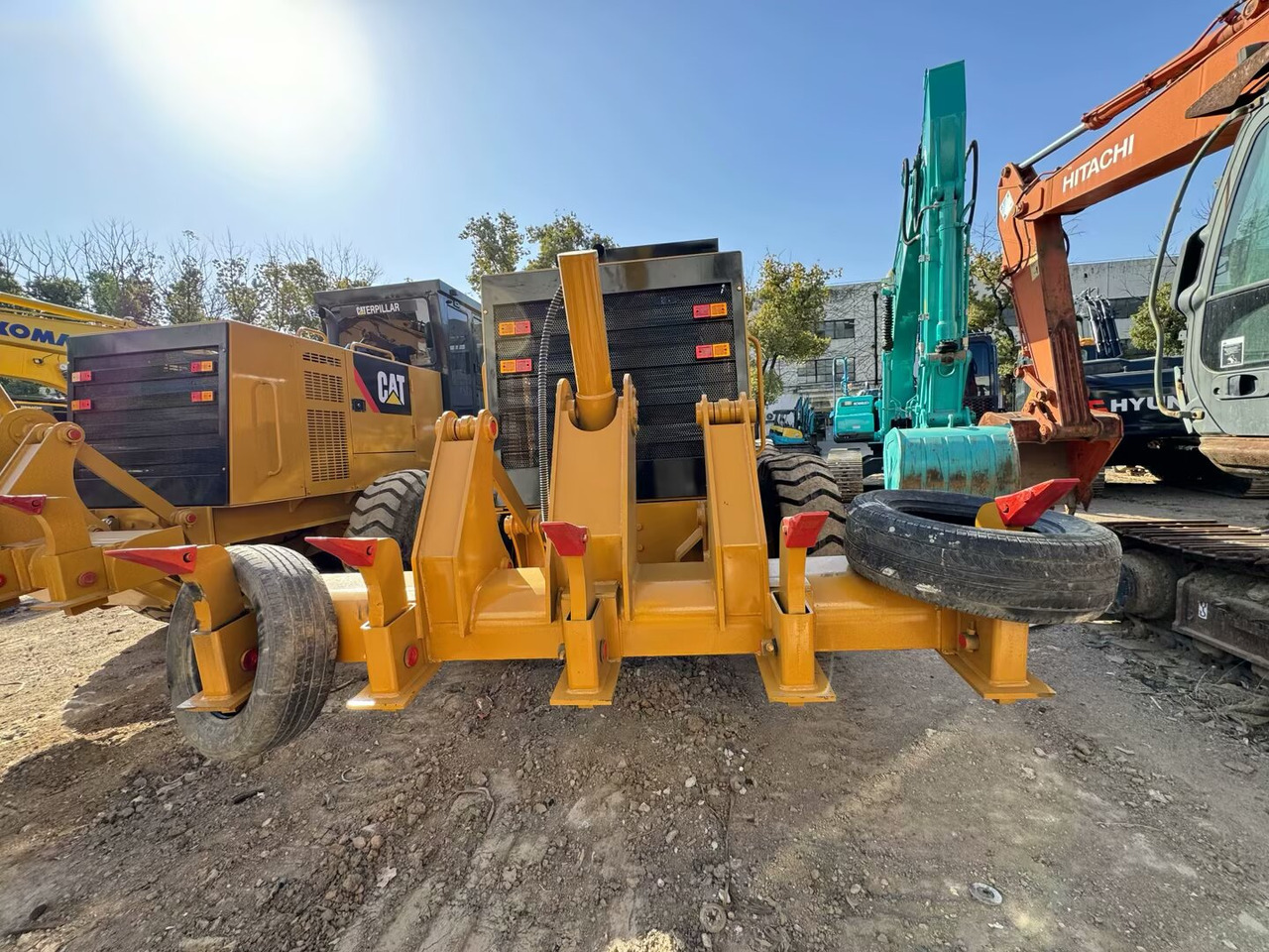CATERPILLAR 140K CAT 140H 140G - מפלסת: תמונה 3 CATERPILLAR 140K CAT 140H 140G - מפלסת: תמונה 3