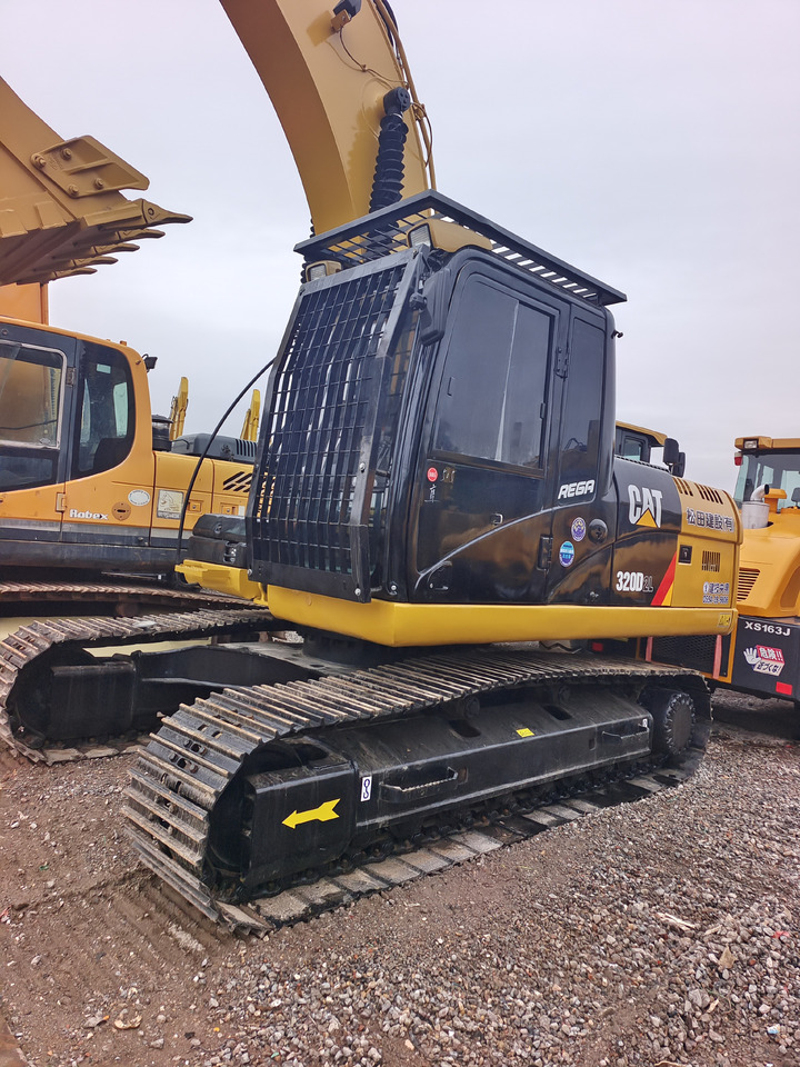 CATERPILLAR 320D2L - מחפר סורק: תמונה 3 CATERPILLAR 320D2L - מחפר סורק: תמונה 3