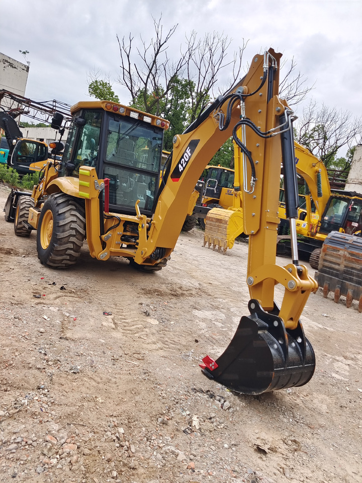 CATERPILLAR 420F CAT 416E 420FⅡ JCB 3CX - מחפרון: תמונה 2 CATERPILLAR 420F CAT 416E 420FⅡ JCB 3CX - מחפרון: תמונה 2