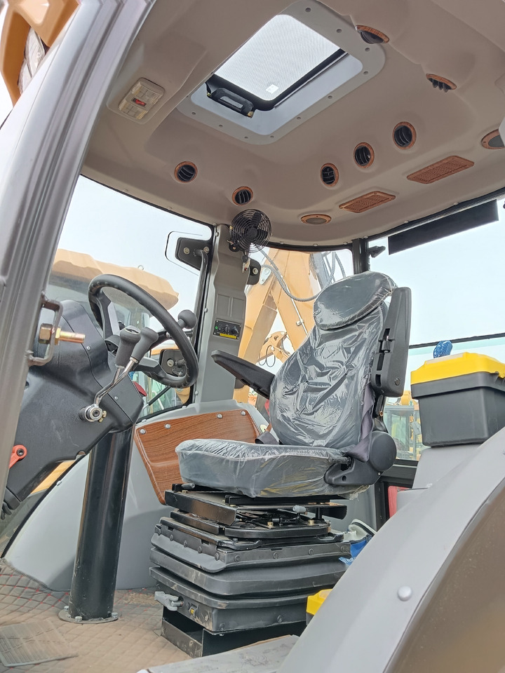 חָדָשׁ מחפרון CATERPILLAR 420F2 BRAND NEW: תמונה 8