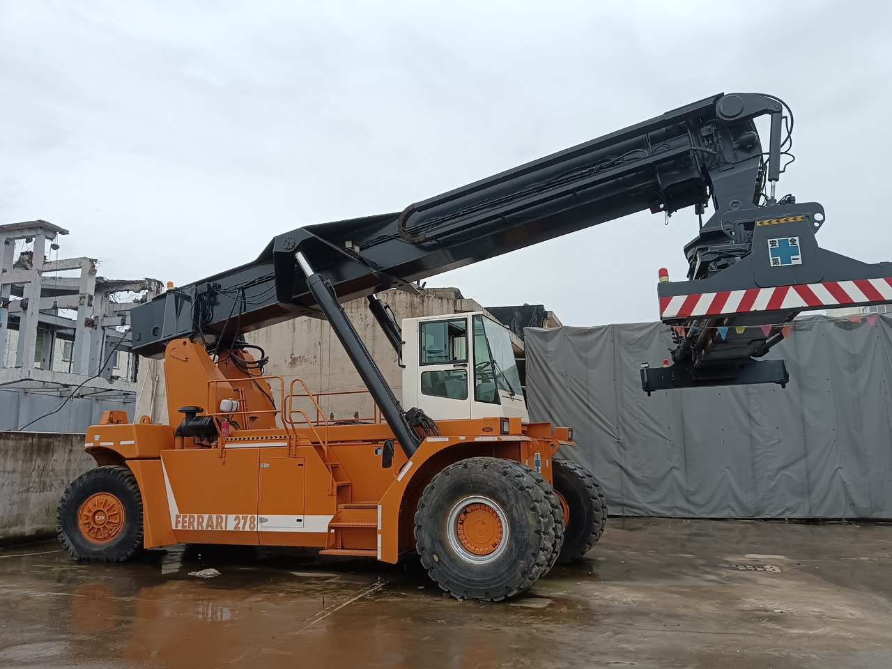 CVS FERRARRI F278 F 278.6 - מערים הגעה: תמונה 1 CVS FERRARRI F278 F 278.6 - מערים הגעה: תמונה 1