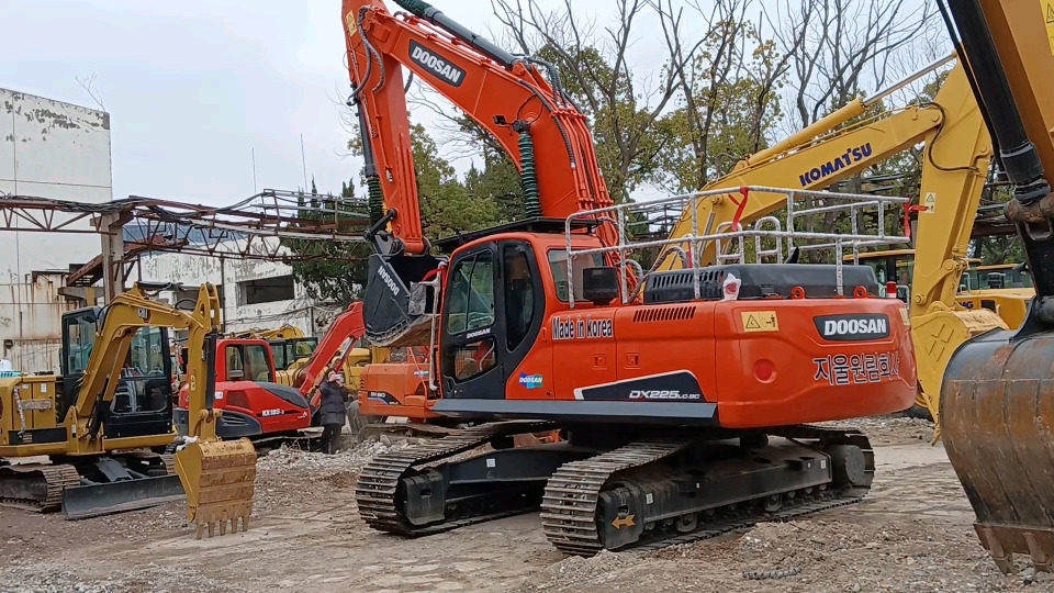 DOOSAN DX 225 LC - 9 C DX225 LCA - מחפר סורק: תמונה 4 DOOSAN DX 225 LC - 9 C DX225 LCA - מחפר סורק: תמונה 4