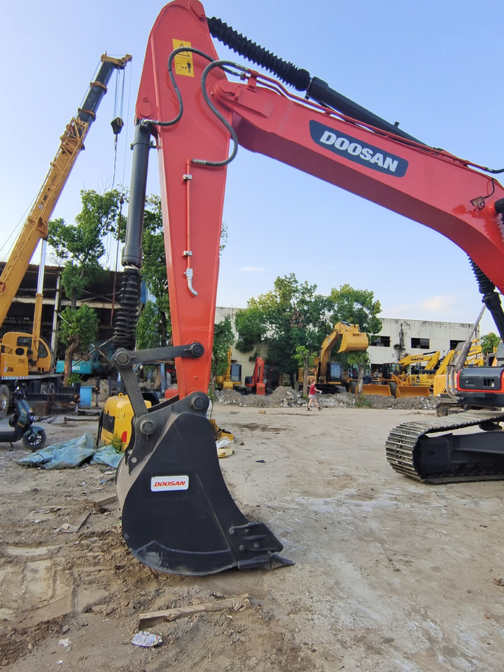 DOOSAN DX225LC-9C - מחפר סורק: תמונה 5 DOOSAN DX225LC-9C - מחפר סורק: תמונה 5