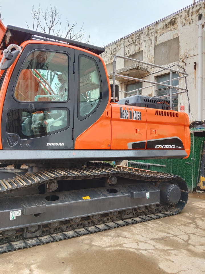 DOOSAN DX300 LCA DX 300 LC - 9C - מחפר סורק: תמונה 3 DOOSAN DX300 LCA DX 300 LC - 9C - מחפר סורק: תמונה 3
