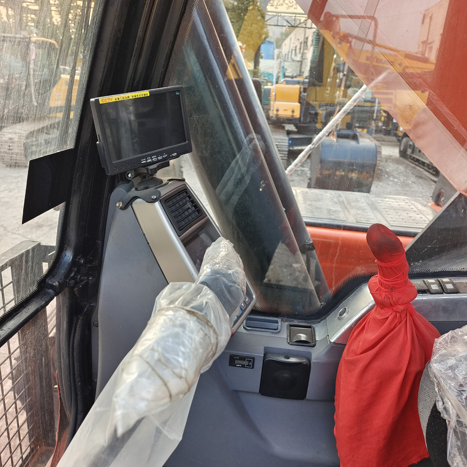 DOOSAN DX300LC-9C Doosan DX 300 LC - 9 C - מחפר סורק: תמונה 5 DOOSAN DX300LC-9C Doosan DX 300 LC - 9 C - מחפר סורק: תמונה 5