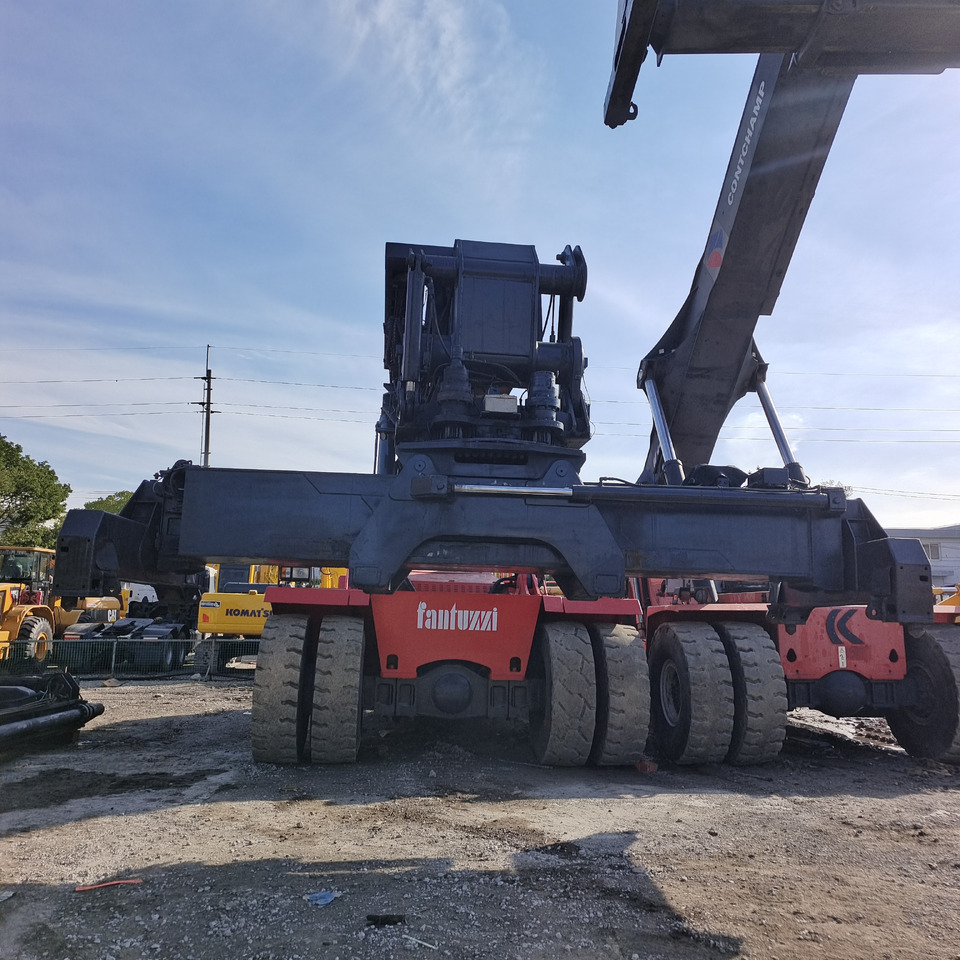 FANTUZZI CS45KMHD 45 TON - מערים הגעה: תמונה 5 FANTUZZI CS45KMHD 45 TON - מערים הגעה: תמונה 5