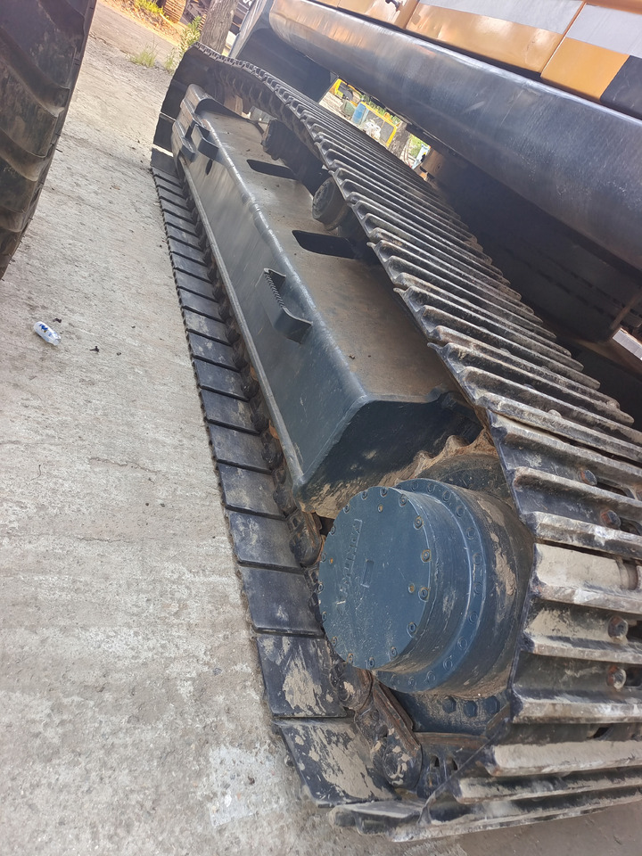 HYUNDAI 305LC-9T - מחפר סורק: תמונה 3 HYUNDAI 305LC-9T - מחפר סורק: תמונה 3