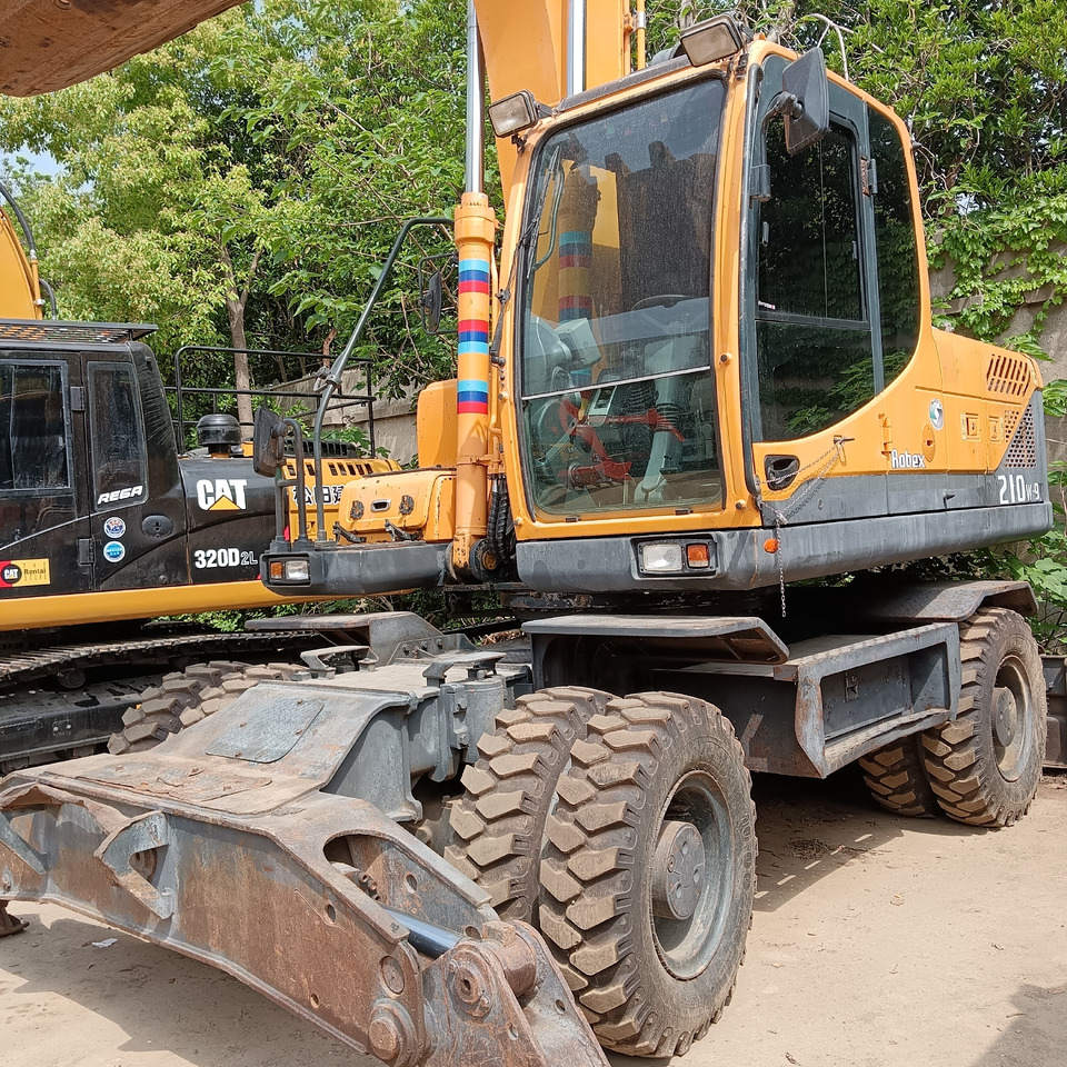 HYUNDAI R210W-9 - מחפר גלגלים: תמונה 1 HYUNDAI R210W-9 - מחפר גלגלים: תמונה 1