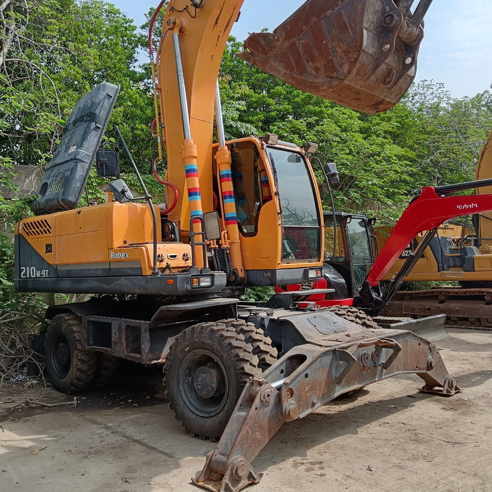 HYUNDAI R210W-9 - מחפר גלגלים: תמונה 4 HYUNDAI R210W-9 - מחפר גלגלים: תמונה 4