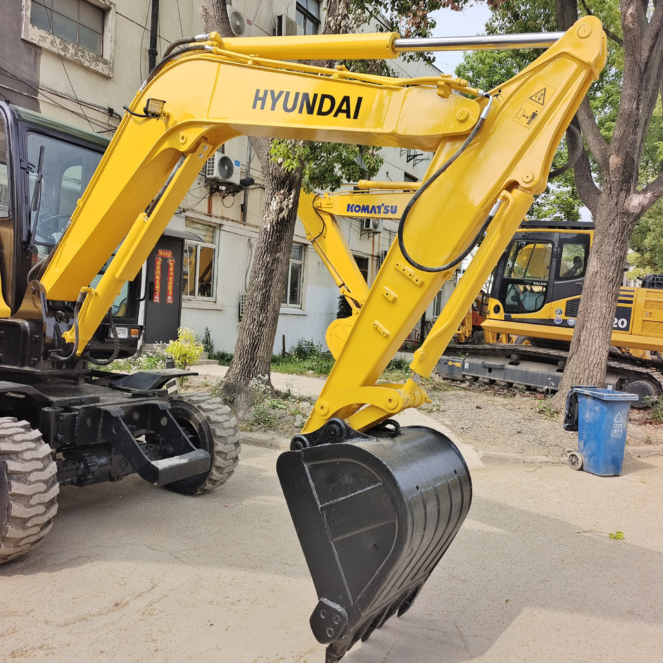HYUNDAI R60W-7 - מחפר גלגלים: תמונה 3 HYUNDAI R60W-7 - מחפר גלגלים: תמונה 3