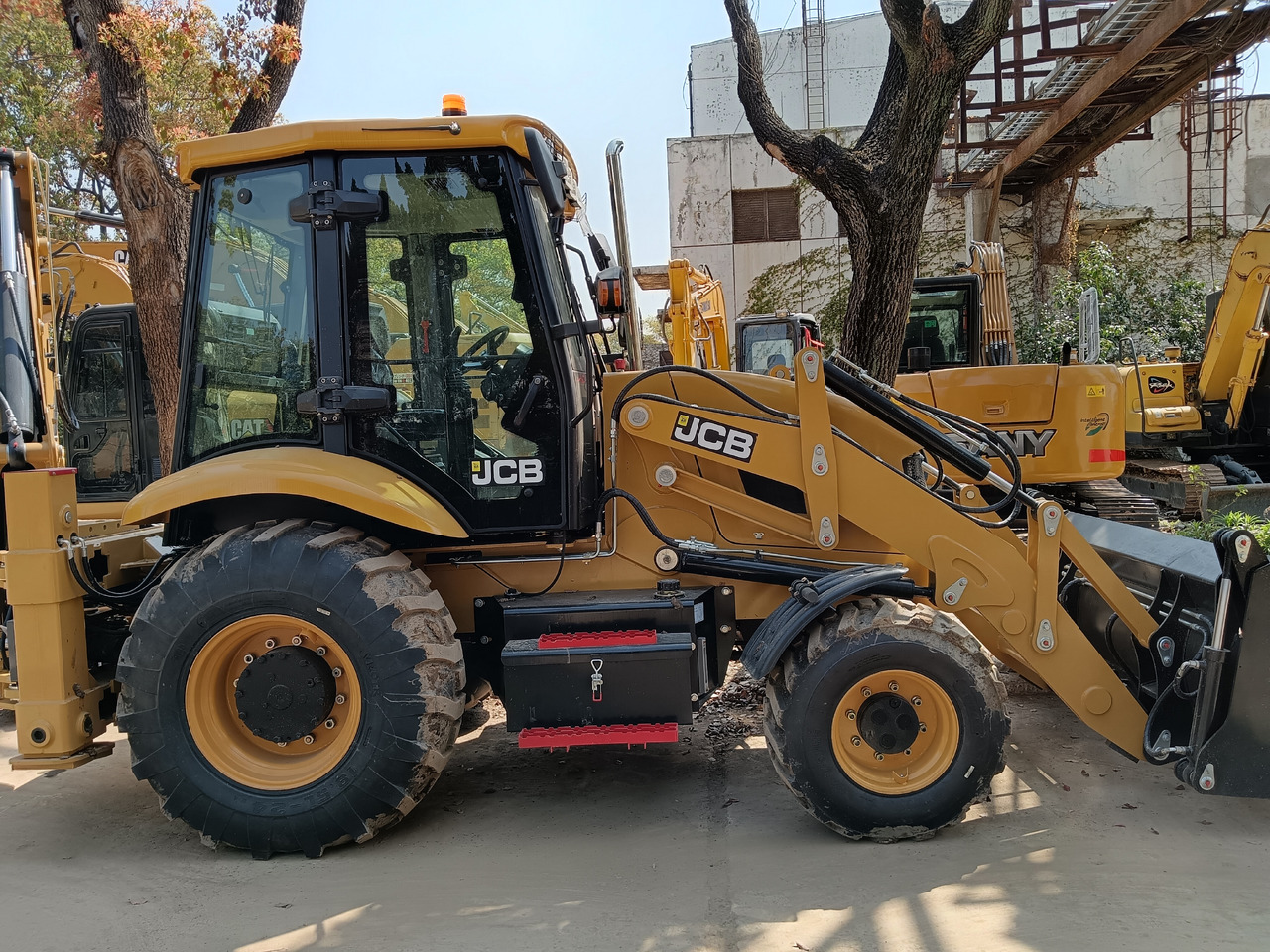 JCB 3CX BRAND NEW - מחפרון: תמונה 3 JCB 3CX BRAND NEW - מחפרון: תמונה 3