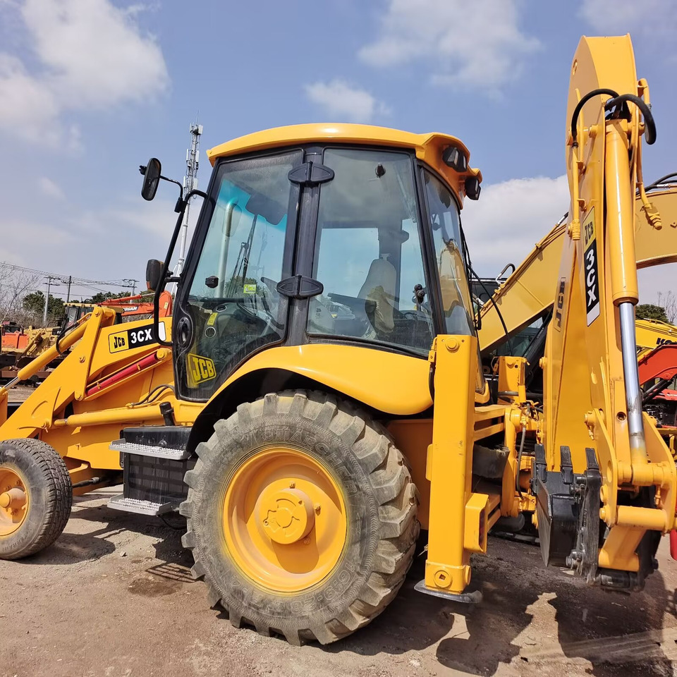 מחפרון JCB 3CX MADE IN UK: תמונה 16