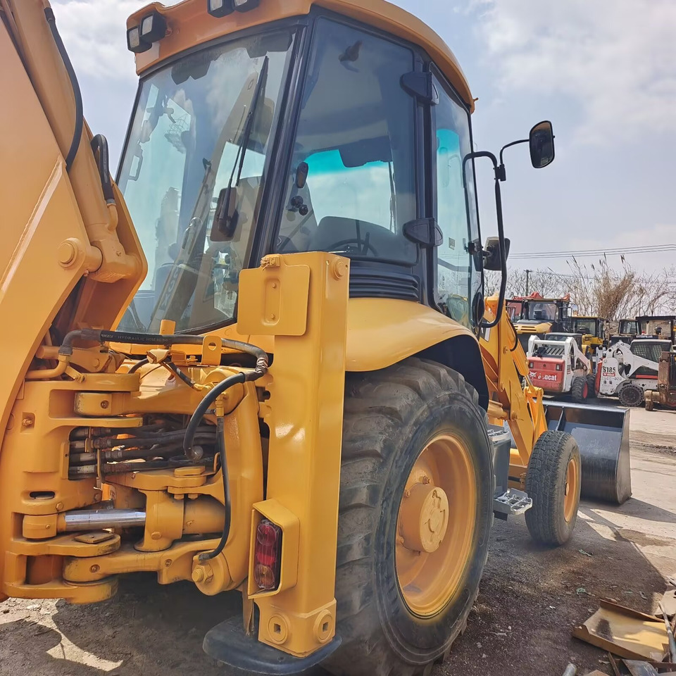 JCB 3CX MADE IN UK - מחפרון: תמונה 1 JCB 3CX MADE IN UK - מחפרון: תמונה 1